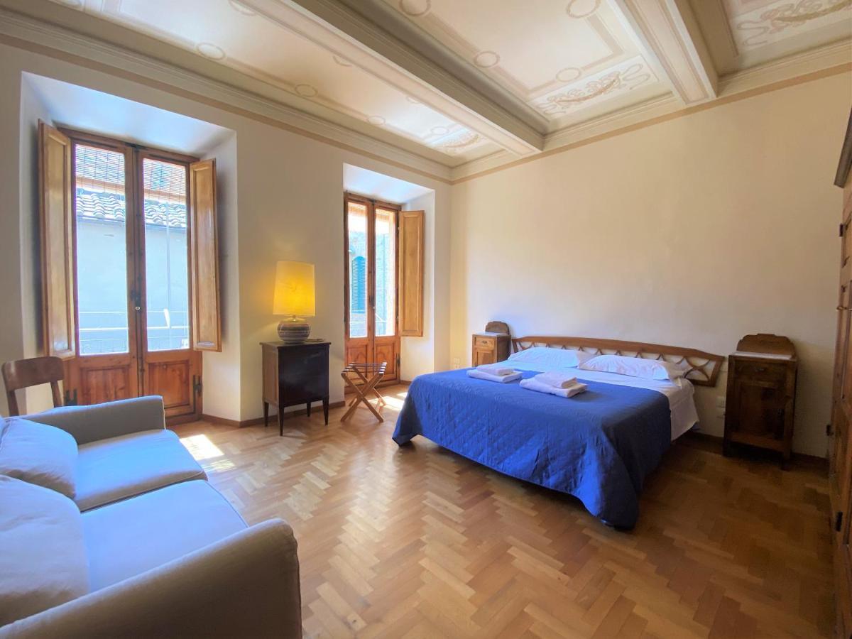 La Fonte-With Balcony Close By Piazza Del Campo Siena Exterior photo