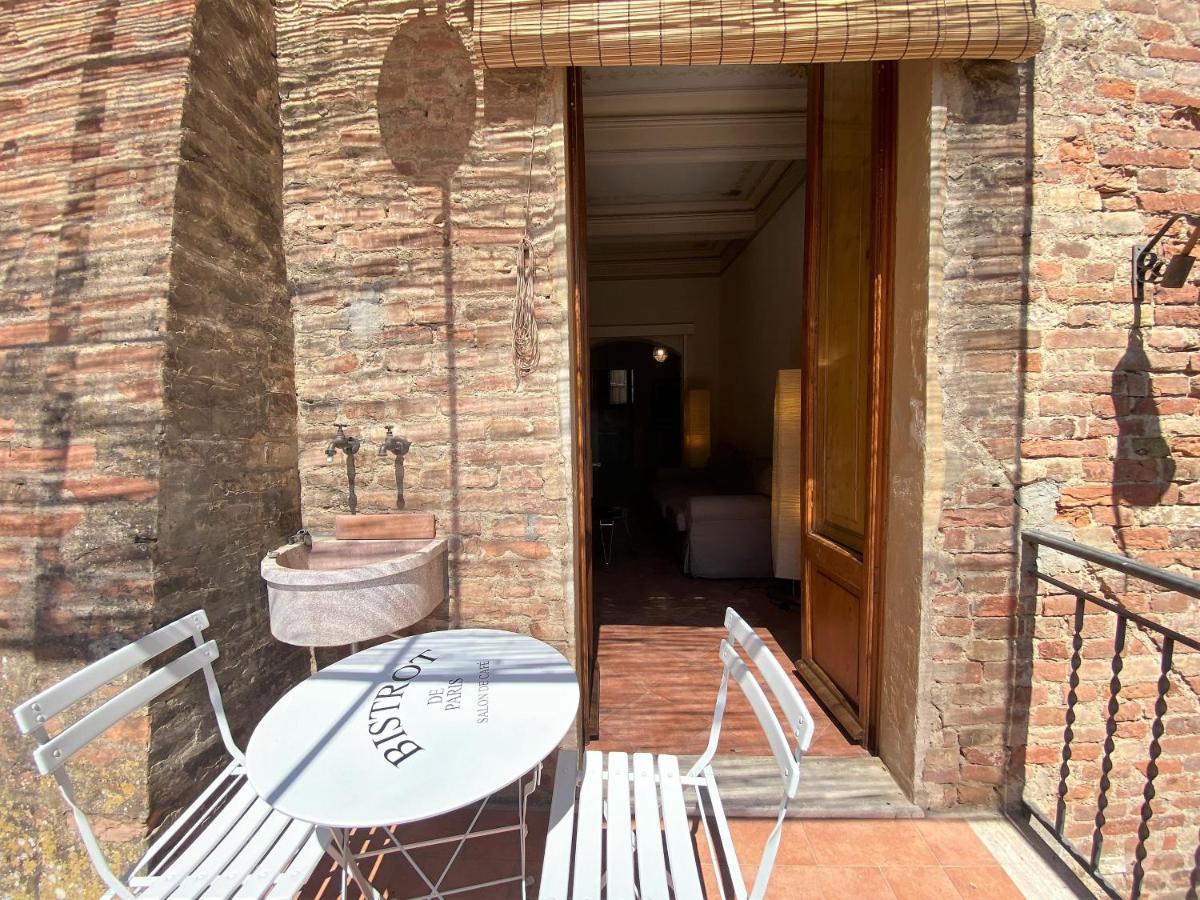 La Fonte-With Balcony Close By Piazza Del Campo Siena Exterior photo